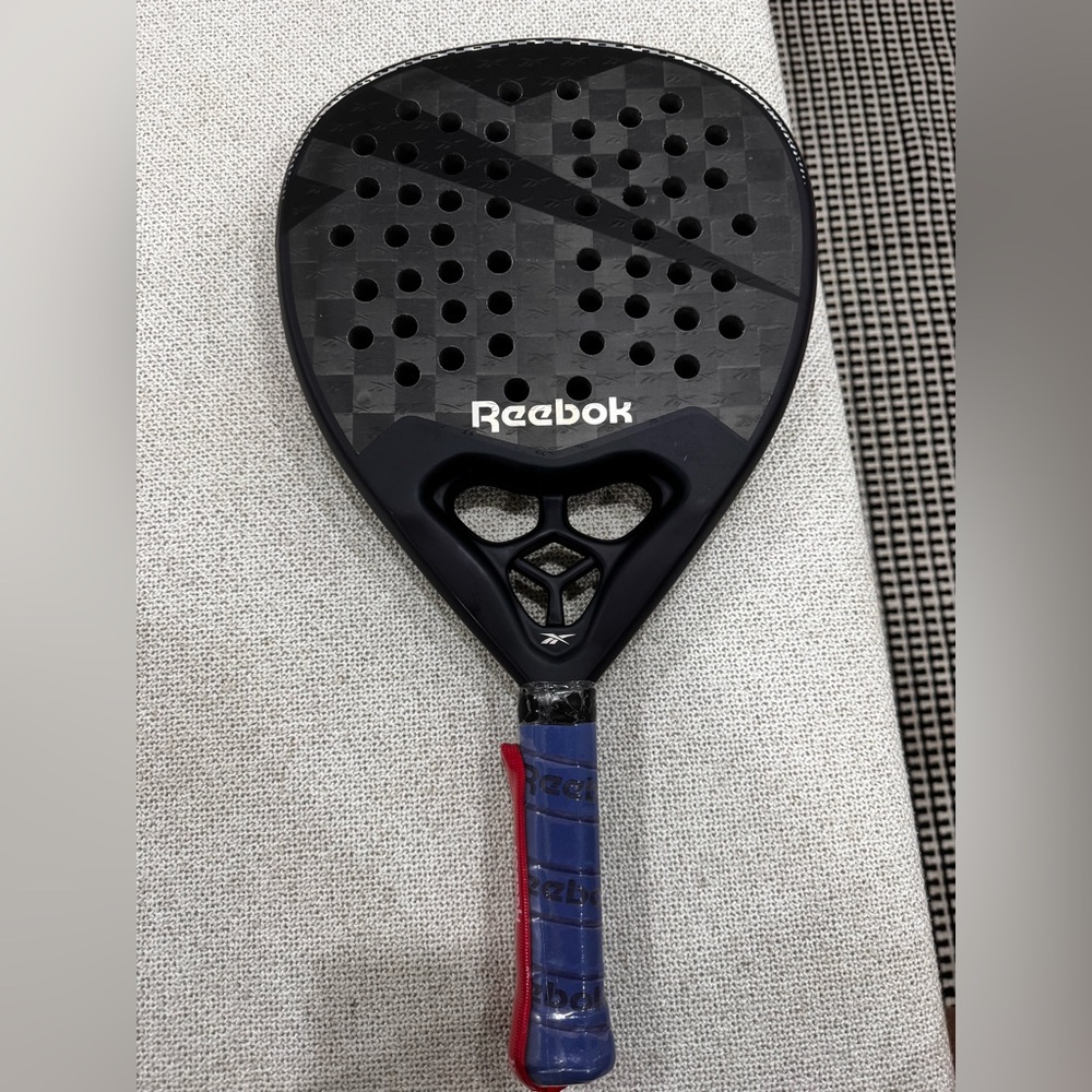 Reebok Padel Racket - Picture 3 of 4